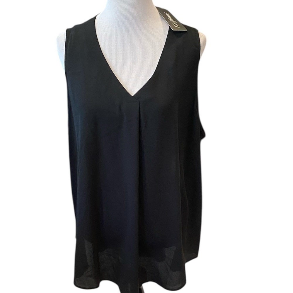 NWT Sunglory Black Sleeveless Tunic Top